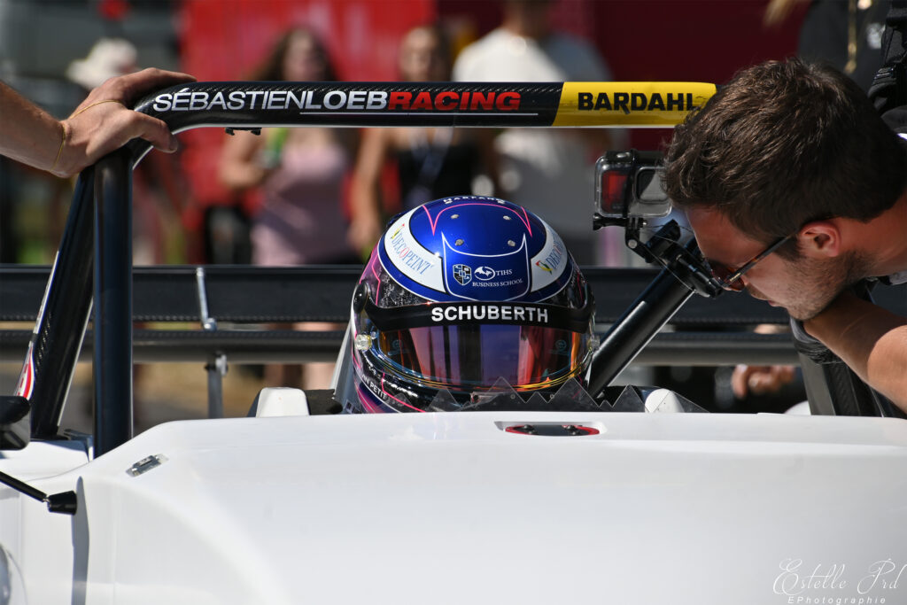 photographie_motorsport_communication_photographe_course_cote_mont_dore_pilote