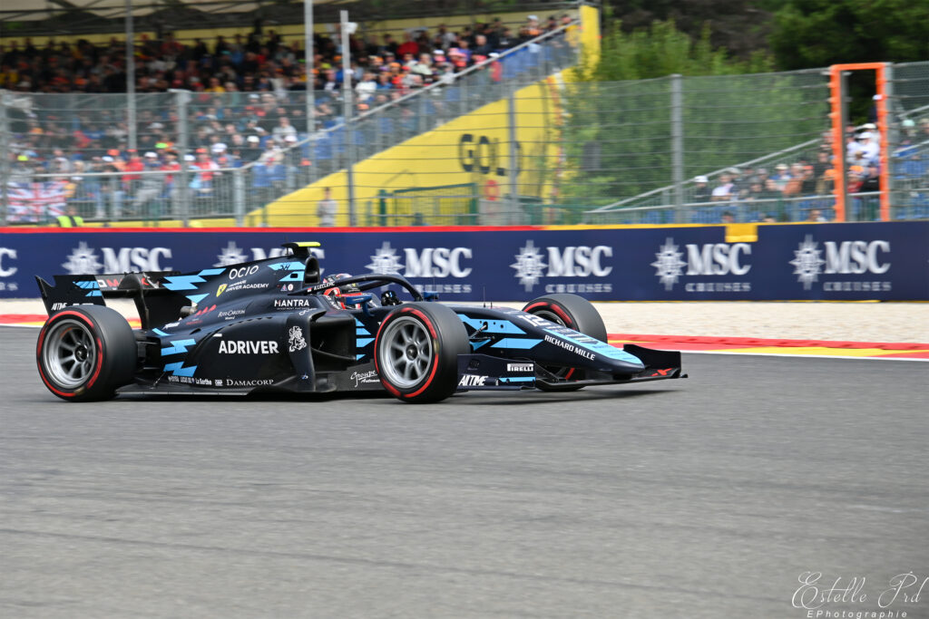 photographie_motorsport_f2_formule2_communication_photographe_spa_circuit_automobile_public